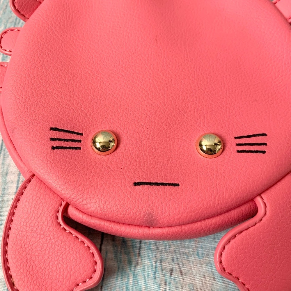 Charming Betsy Johnson Pink Crab Wristlet - Picture 3 of 7